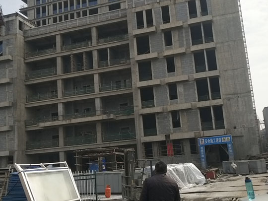 巖棉板生產(chǎn)一定要謹記加保溫釘